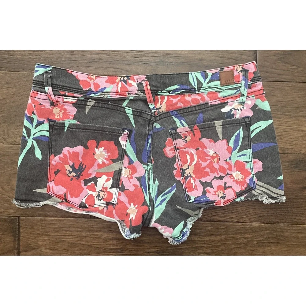 Roxy Juniors Carnival Tropical Floral Denim Cut Off Shorty Shorts‎ Size 28